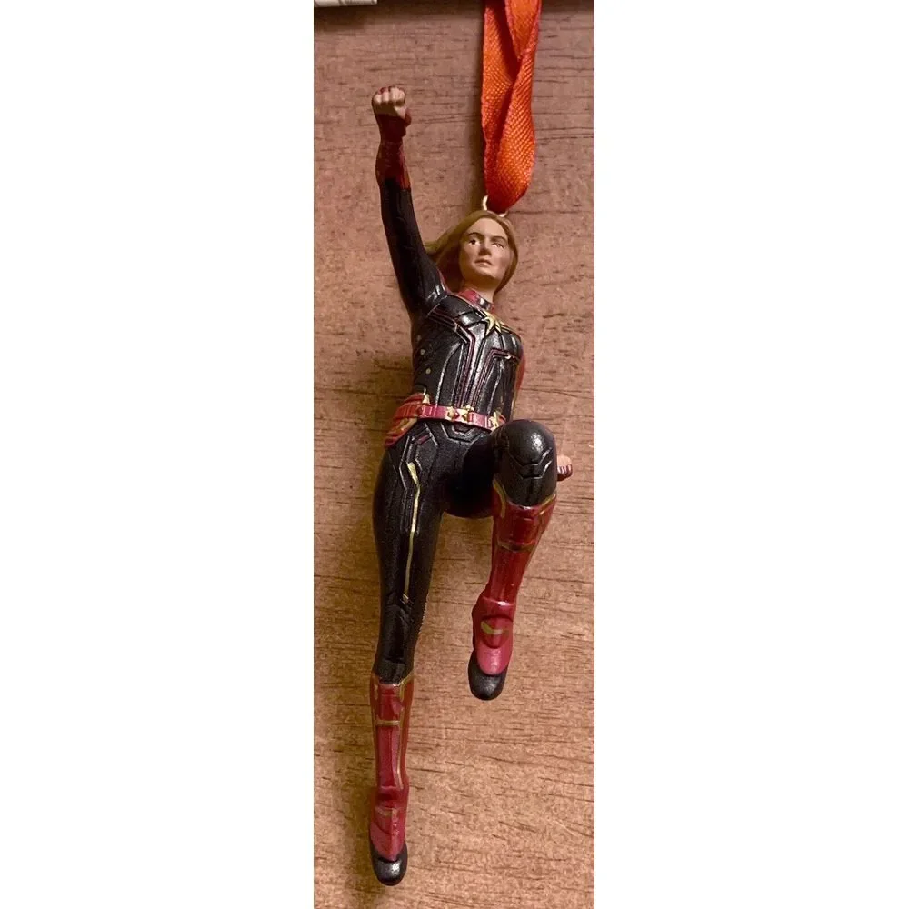 Disney Store Captain‎ Marvel Sketchbook Ornament New With Tags